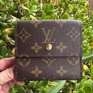 LOUIS VITTION bifold wallet - 100% authentic